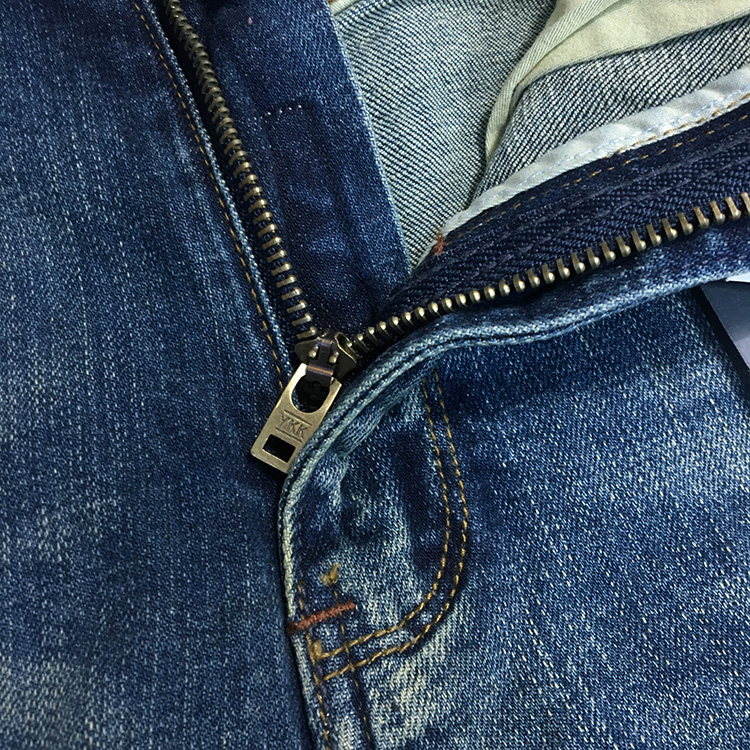 Jeans en denim micro commandés - Levis Jeans 501 avis et prix