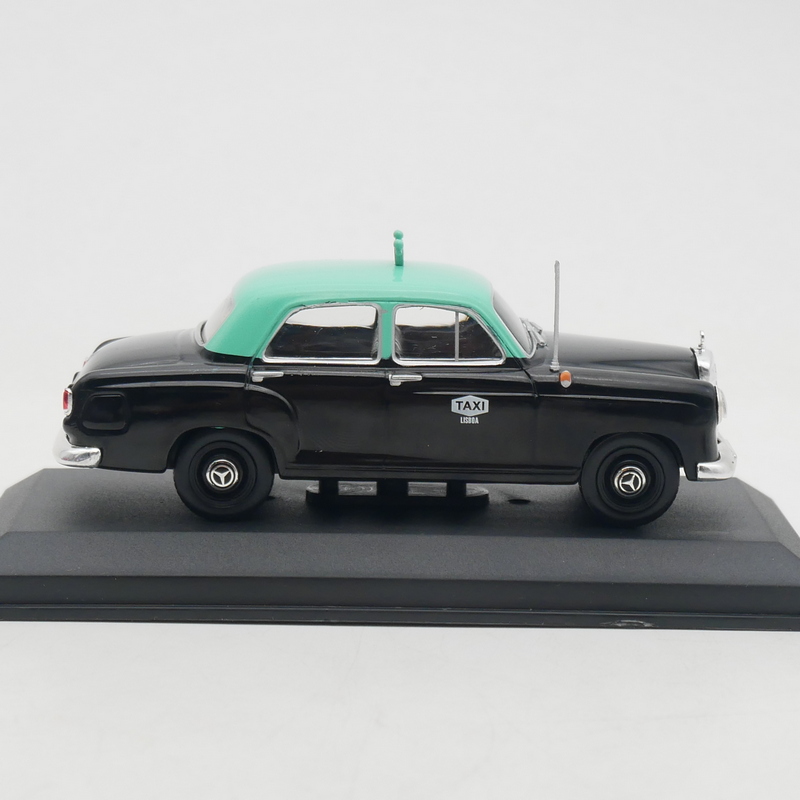 IXO Modèle de voiture classiqu - Vintage Collectible Model Cars avis et prix